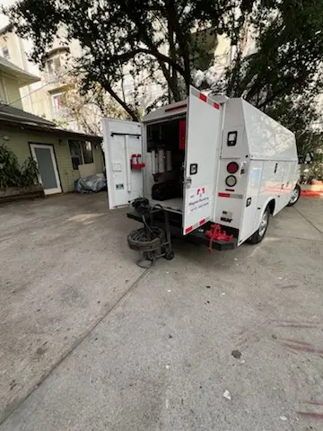 Magnet Plumbing service vehicle on-site for Slab Leak Repair in Casa Del Lago
